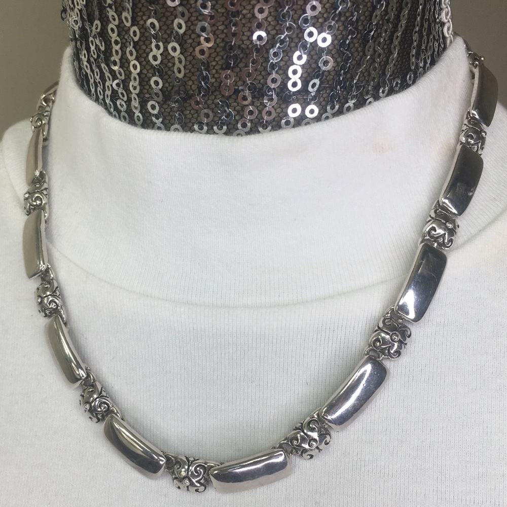 Premier Designs necklace silver tone flower link